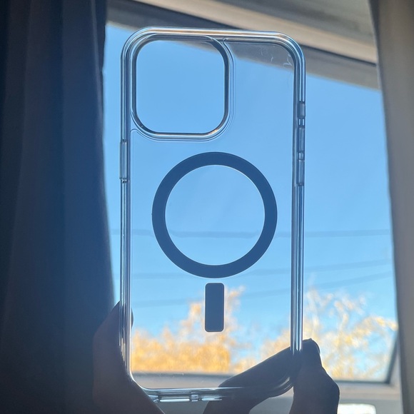 iPhone 15 Pro Max Combo - Picture 5 of 8